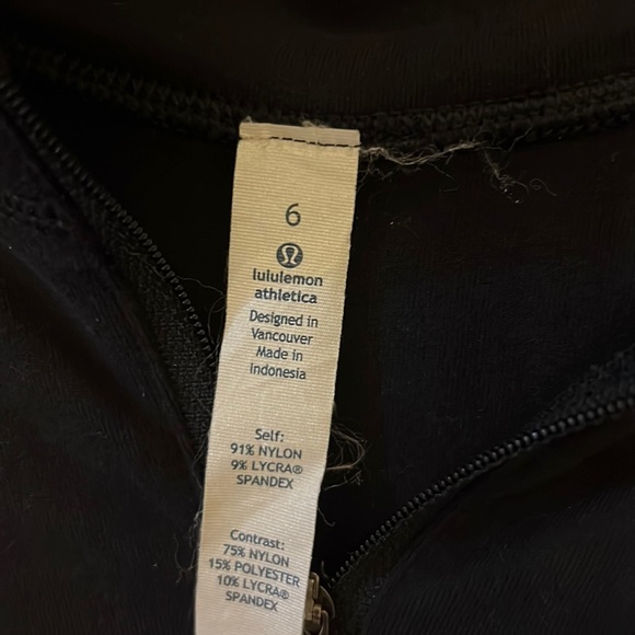 Lululemon 1/2 Zip Jacket, Size 6 - Picture 3 of 5